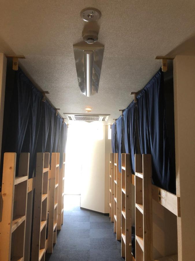Hiroshima Guesthouse Flower Екстер'єр фото